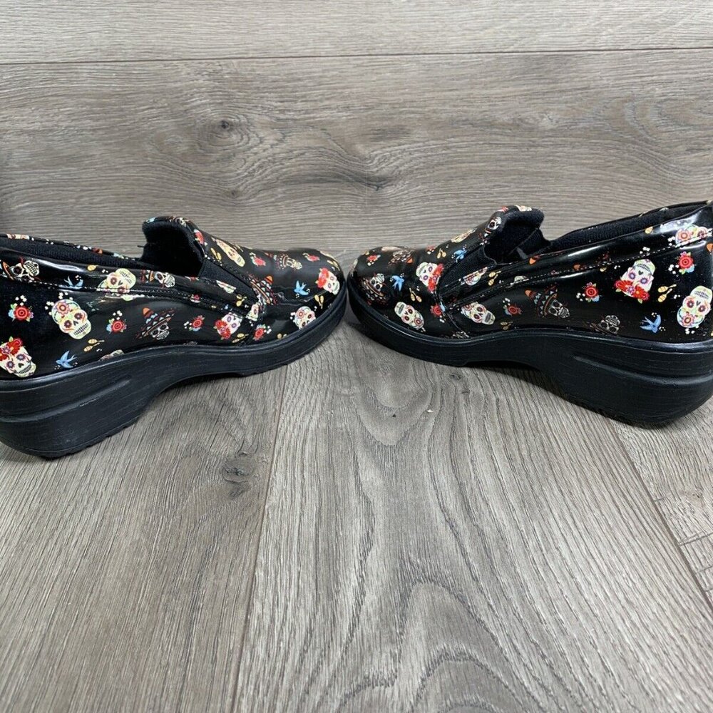 Easy Street Day Of The Dead Women Shoes Size 8W Laurie Clogs Nursing EUC - Picture 4 of 11